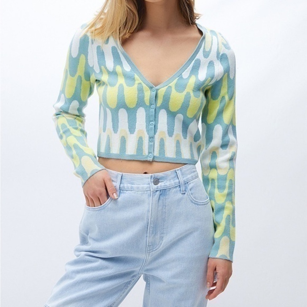 Kendall & Kylie Fast Lane Long Sleeve Cardigan Retro Cropped Women’s Size Small